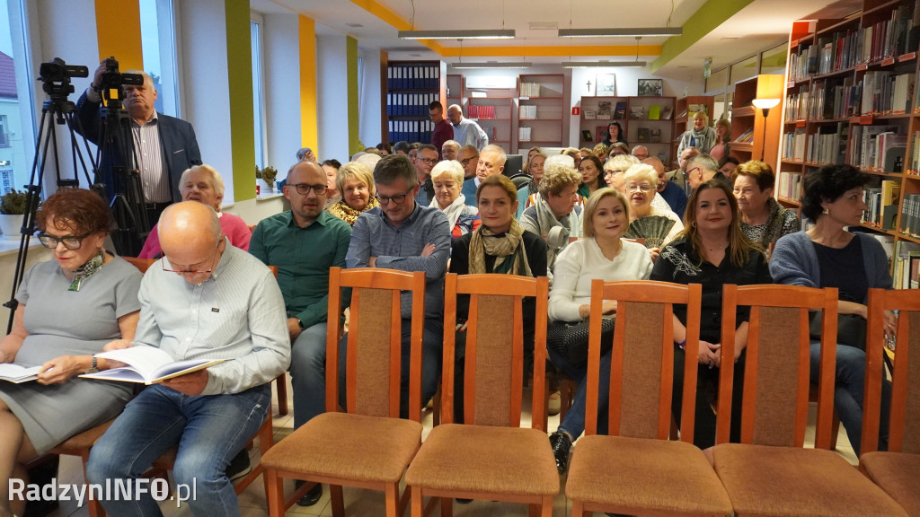 Promocja tomiku poezji i powieści Adama Świcia