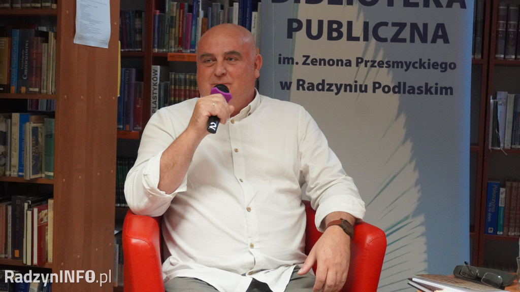Promocja tomiku poezji i powieści Adama Świcia