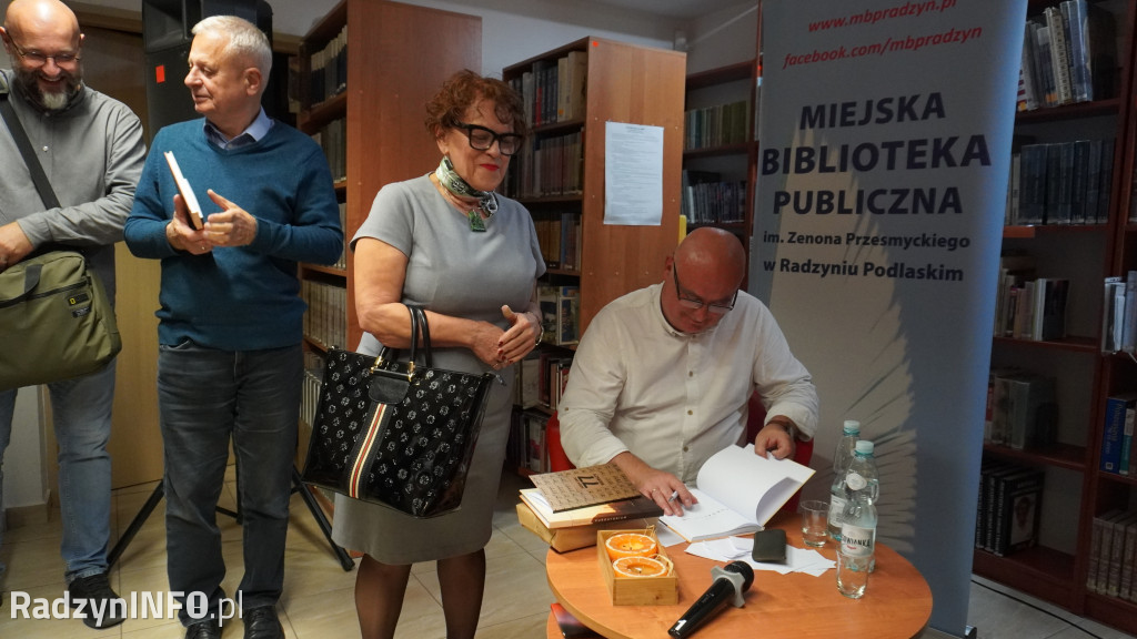 Promocja tomiku poezji i powieści Adama Świcia