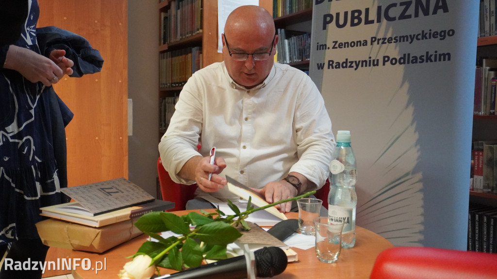 Promocja tomiku poezji i powieści Adama Świcia