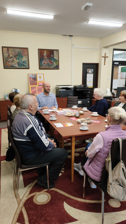 Spotkanie z pisarzem Jackiem Łapińskim w Komarówce