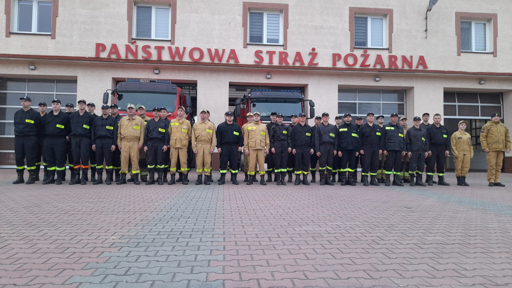 Strażacy z OSP po egzaminie