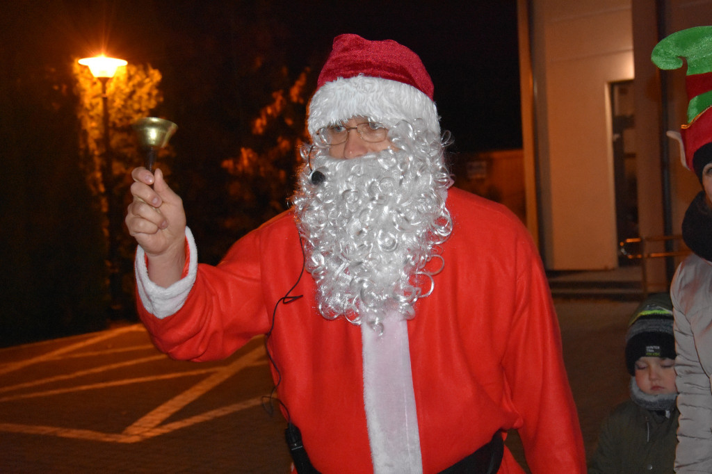 Uroczyste rozświetlenie choinki w Białej