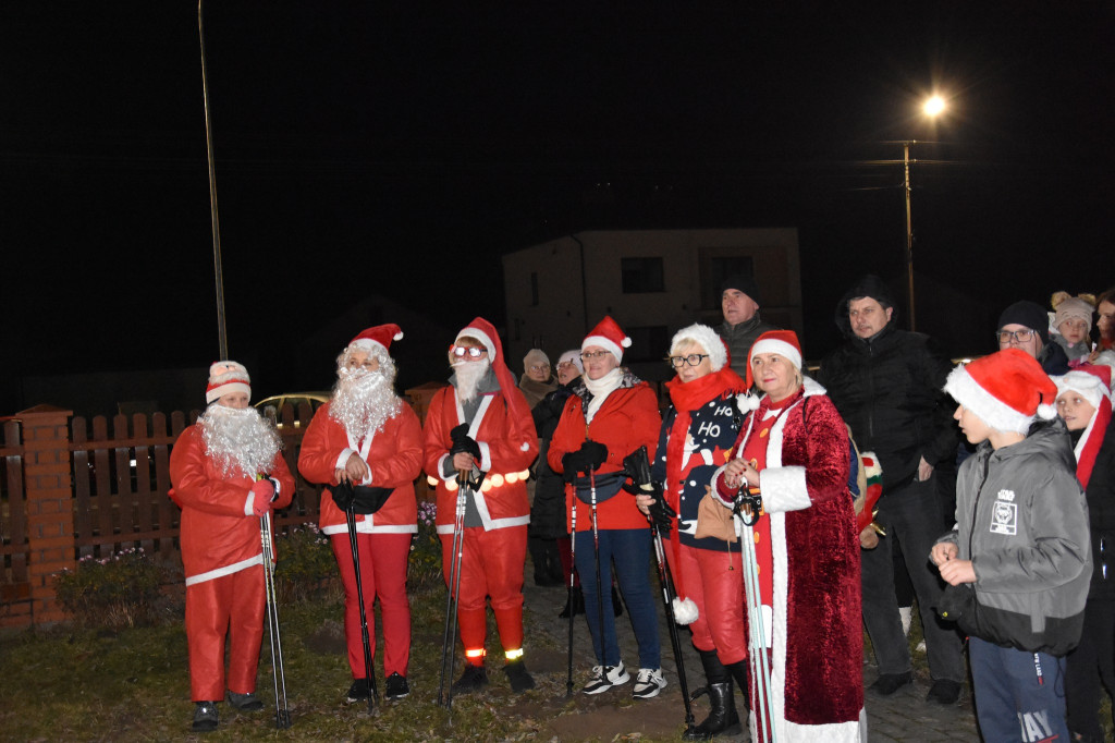 Uroczyste rozświetlenie choinki w Białej