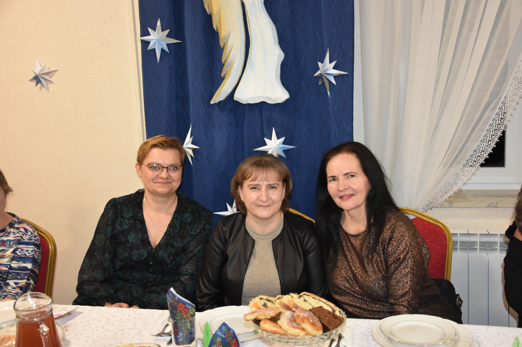 Spotkanie wigilijne dla osób starszych w Paszkach