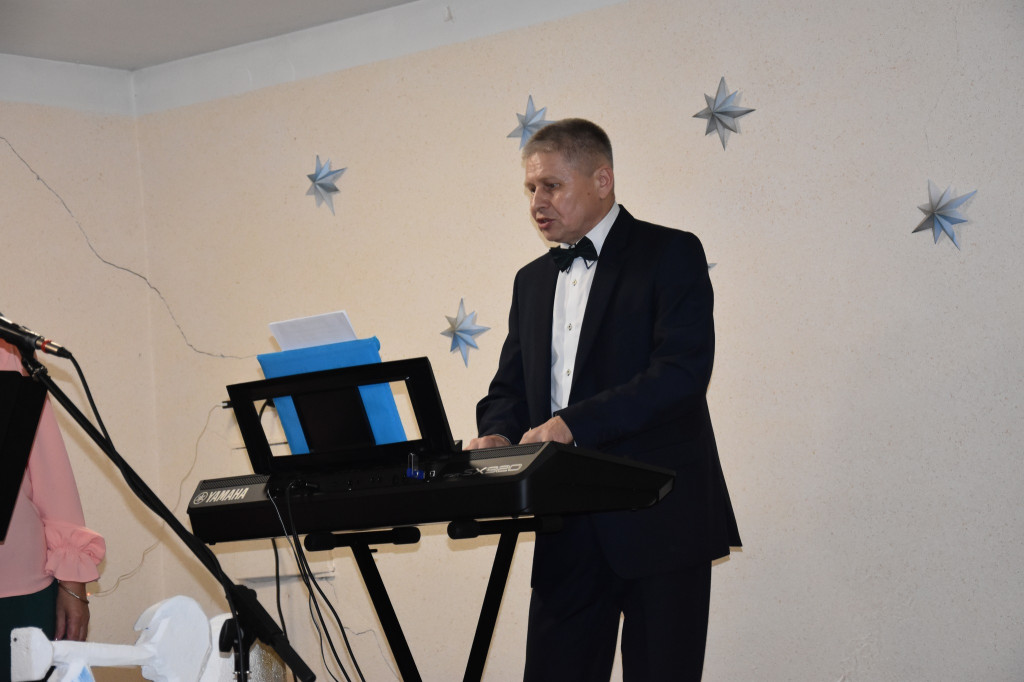 Spotkanie wigilijne dla osób starszych w Paszkach