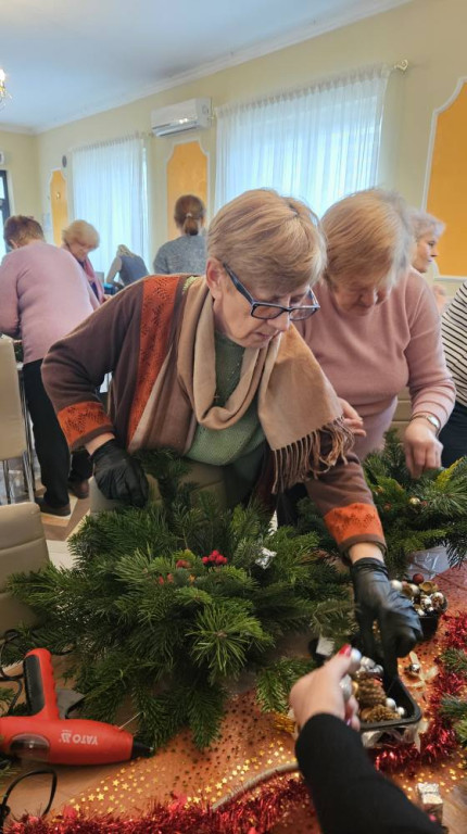 Warsztaty robienia świątecznych ozdób w Ulanie