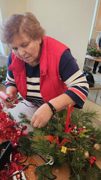 Warsztaty robienia świątecznych ozdób w Ulanie