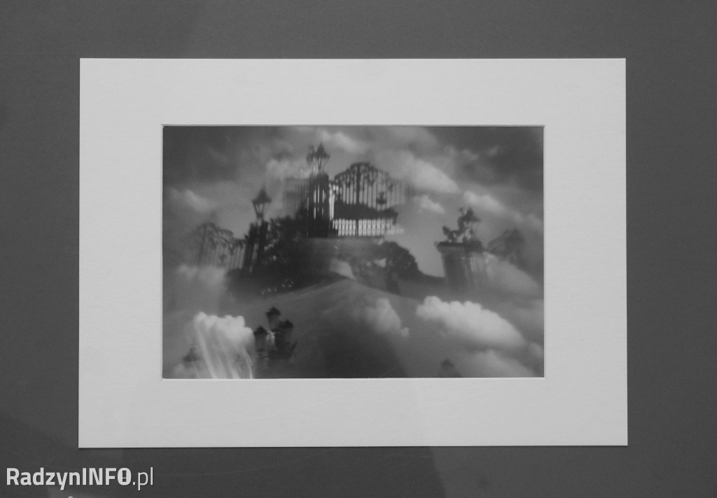 Wystawa fotografii Adama Osaka >>Między światami<<