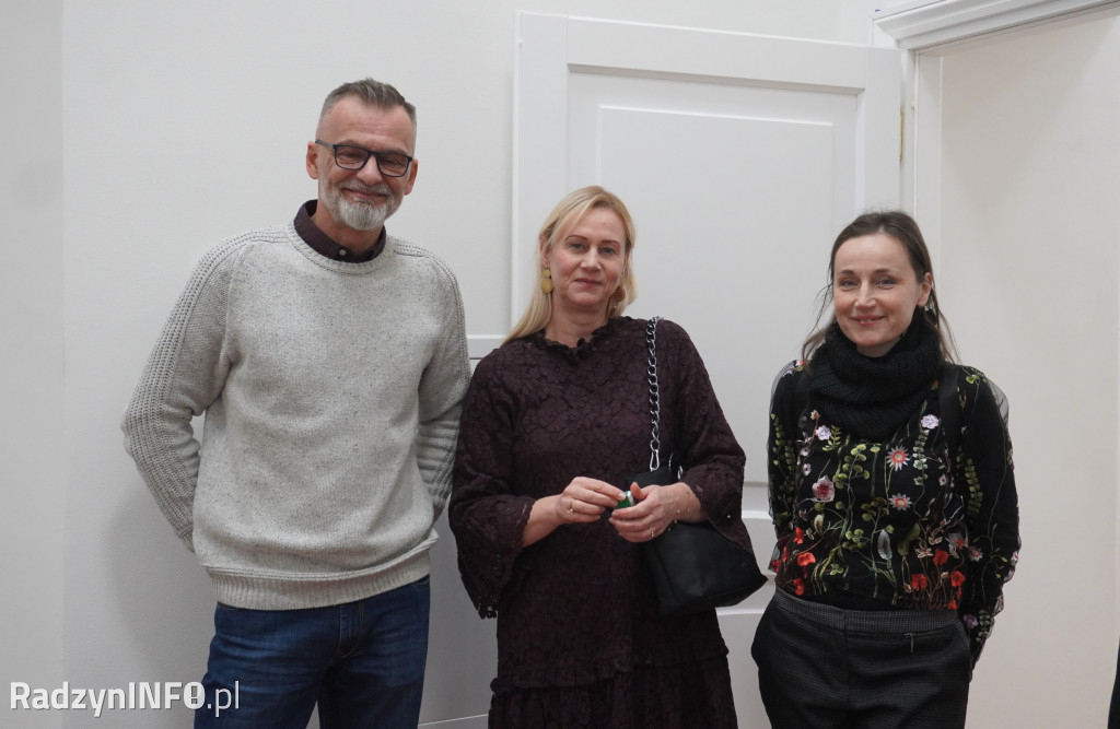 Wystawa fotografii Adama Osaka >>Między światami<<