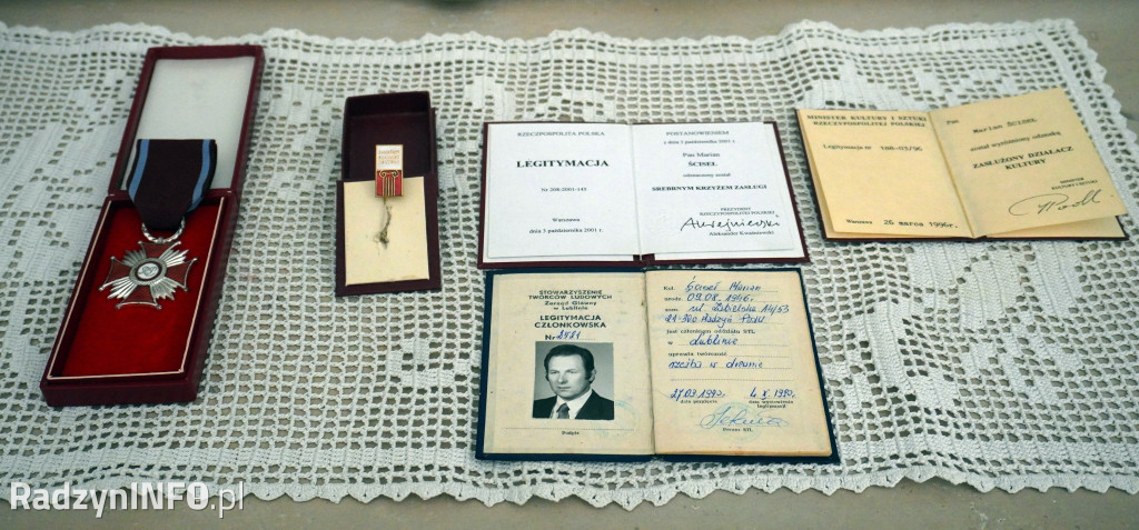 Wystawa rzeźb Mariana Ścisła w pałacu Potockich