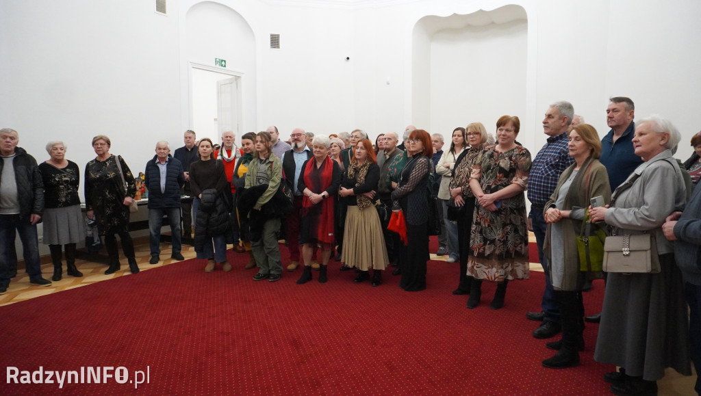 Wystawa rzeźb Mariana Ścisła w pałacu Potockich