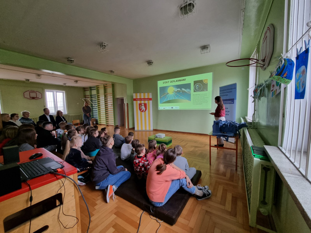 Konkurs plastyczny dla uczniów z powiatu