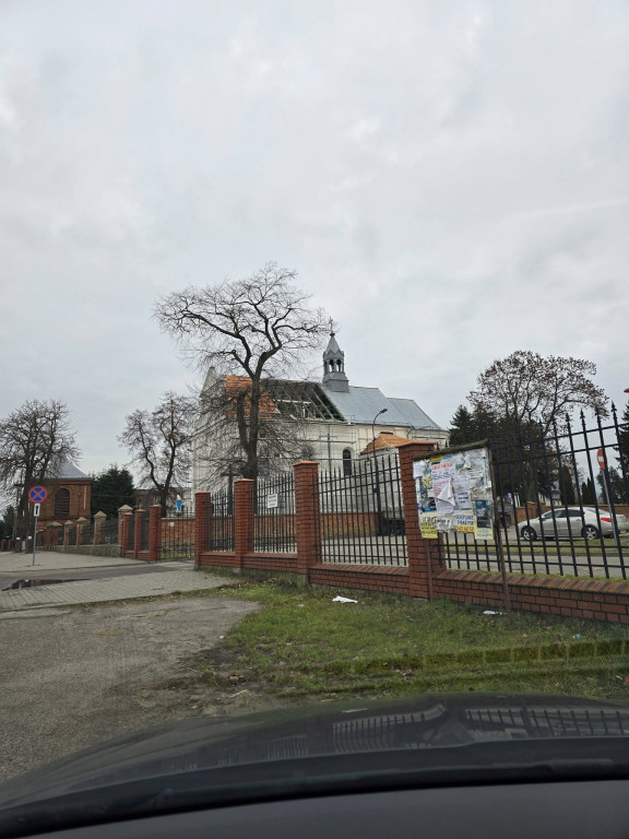 Nowy dach kościoła w Ulanie-Majoracie