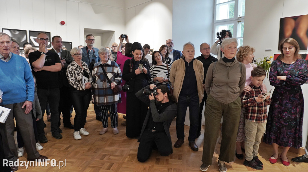 Wystawa fotografii >>7 grzechów głównych<<