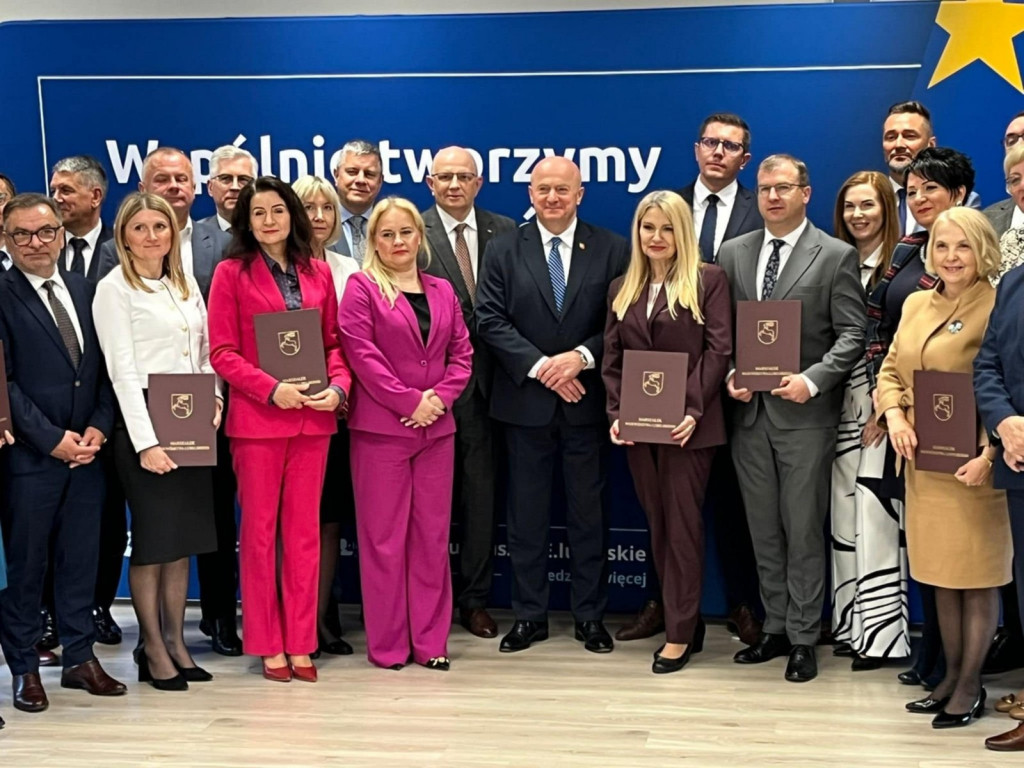 Podpisanie umów w/s aktywizacji bezrobotnych