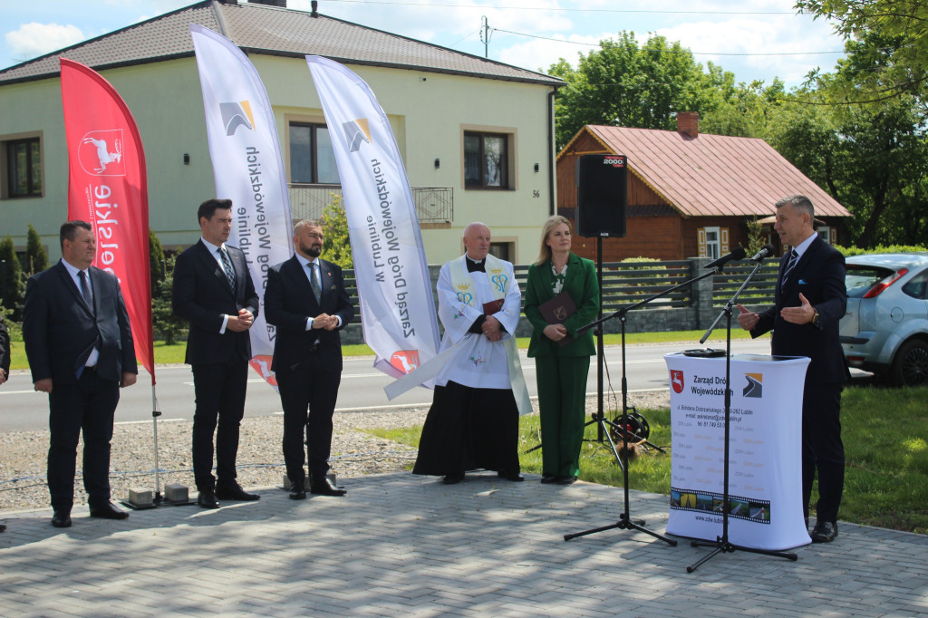 Otwarcie wyremontowanej drogi w Żeliźnie