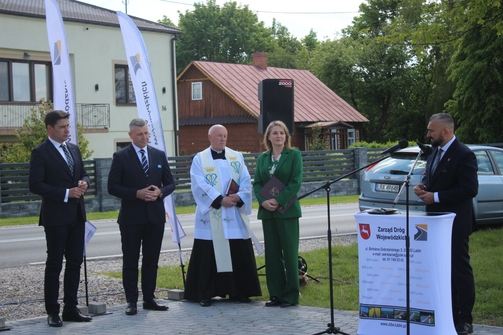 Otwarcie wyremontowanej drogi w Żeliźnie