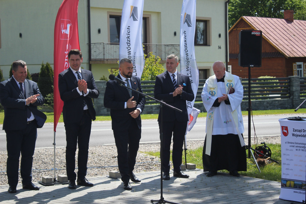 Otwarcie wyremontowanej drogi w Żeliźnie