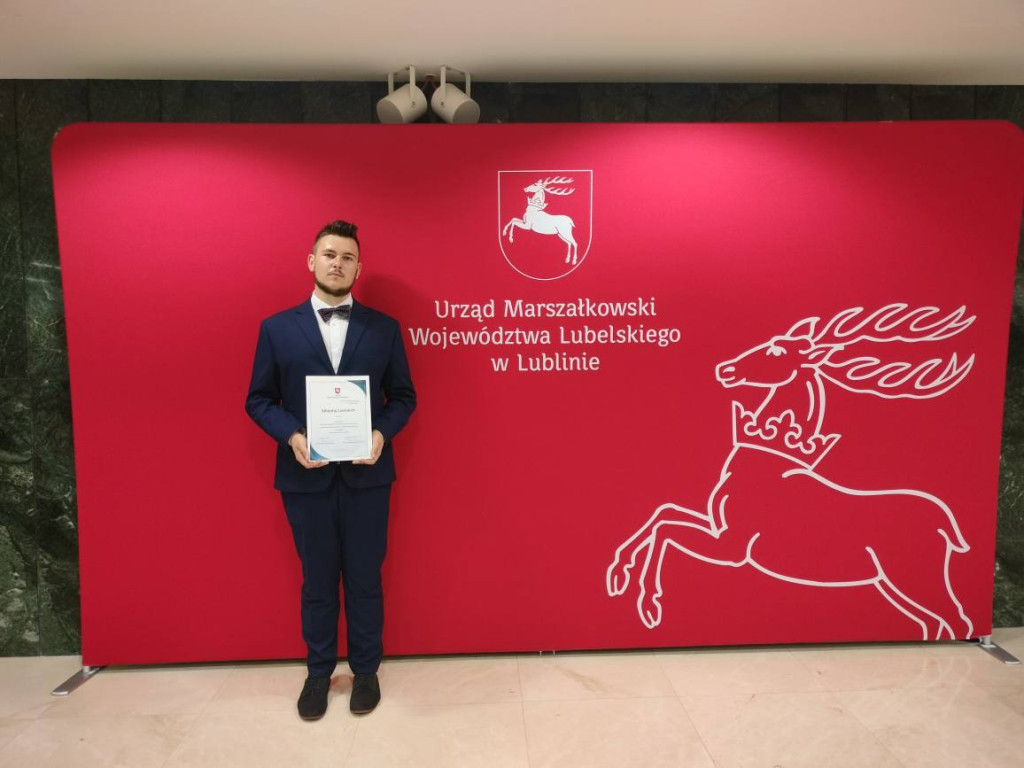 Uczniowie z gm. Ulan ze stypendiami marszałka