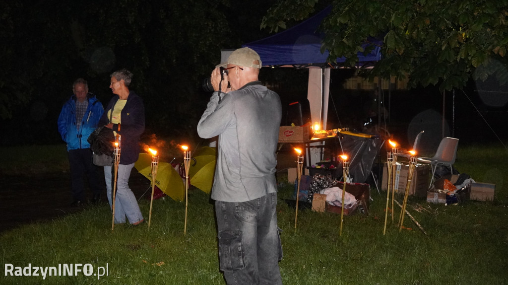 Świętojańska Noc Sportowa - puszczanie wianków