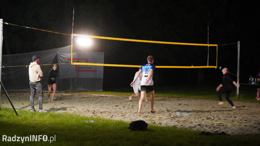 Turniej siatkówki plażowej w Radzyniu