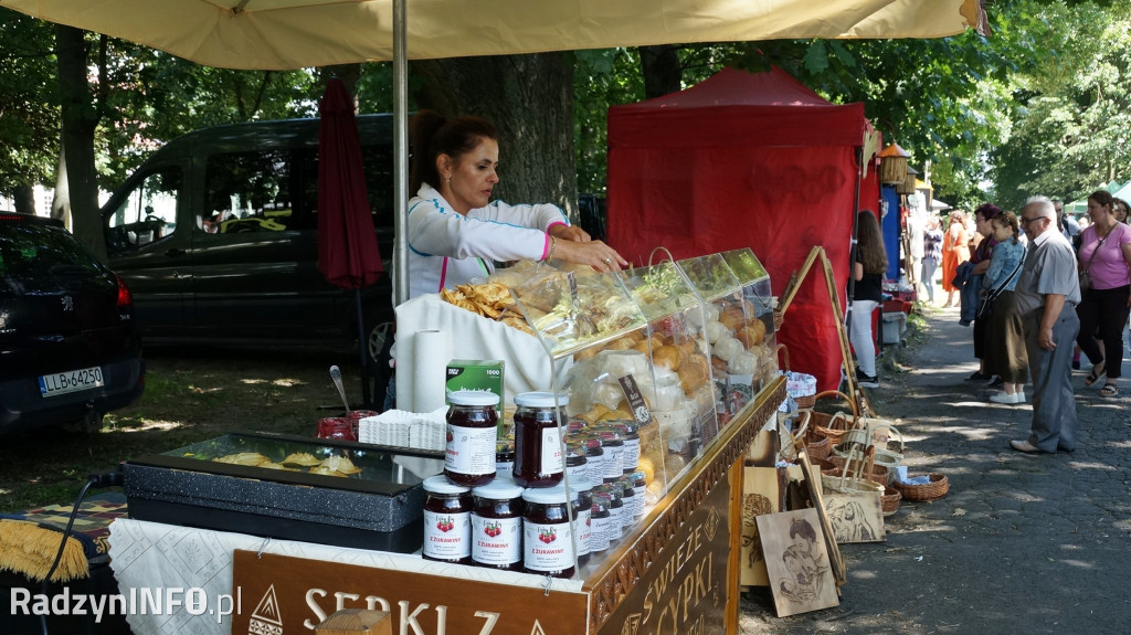 VI Radzyński Jarmark Sztuki i Rękodzieła