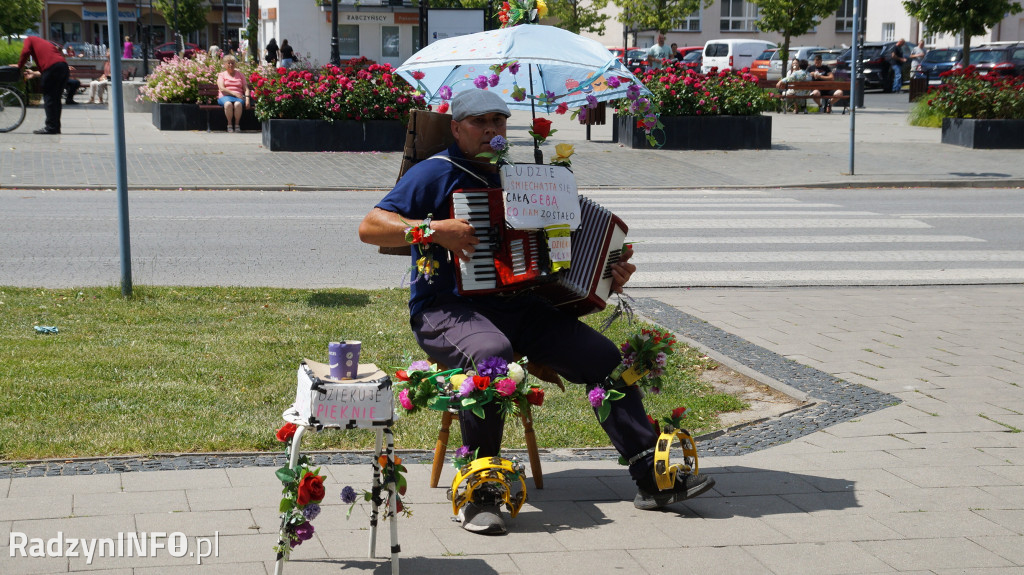 VI Radzyński Jarmark Sztuki i Rękodzieła