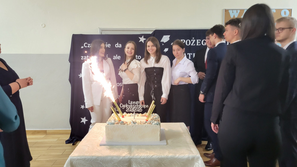Zakończenie roku szkolnego w LO w Komarówce