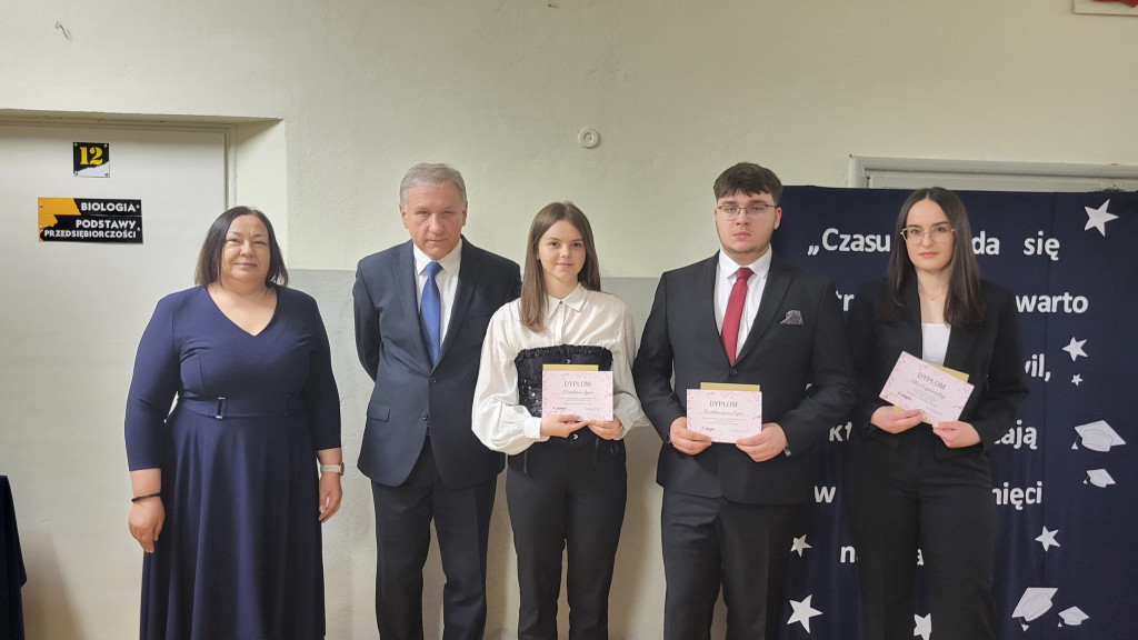 Zakończenie roku szkolnego w LO w Komarówce