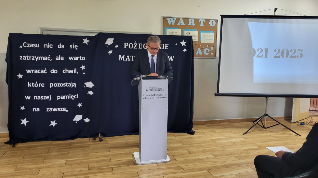 Zakończenie roku szkolnego w LO w Komarówce
