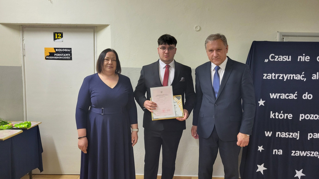 Zakończenie roku szkolnego w LO w Komarówce