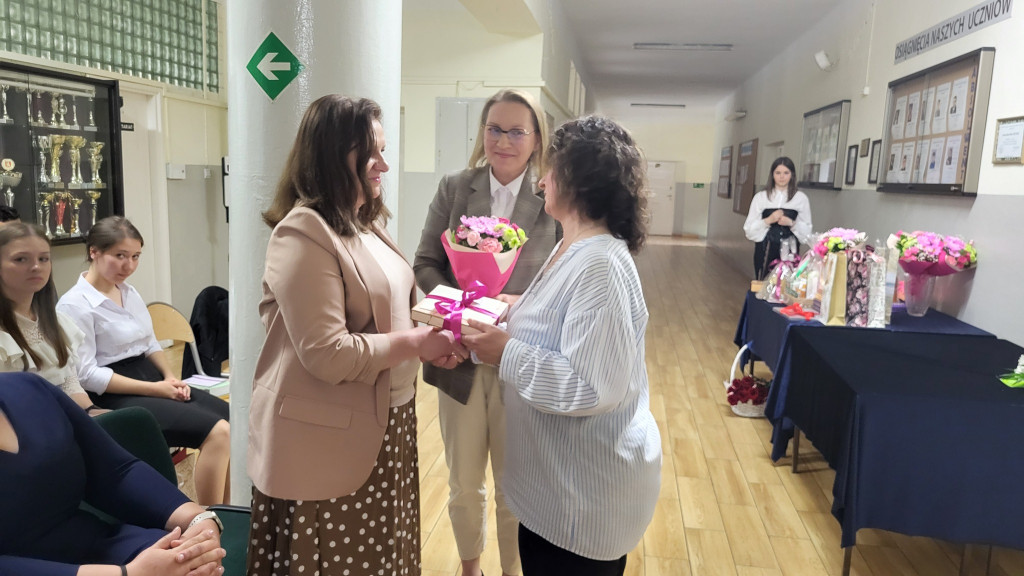 Zakończenie roku szkolnego w LO w Komarówce