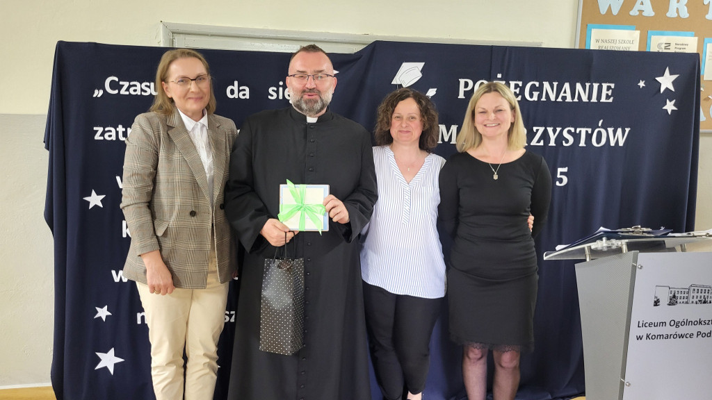 Zakończenie roku szkolnego w LO w Komarówce
