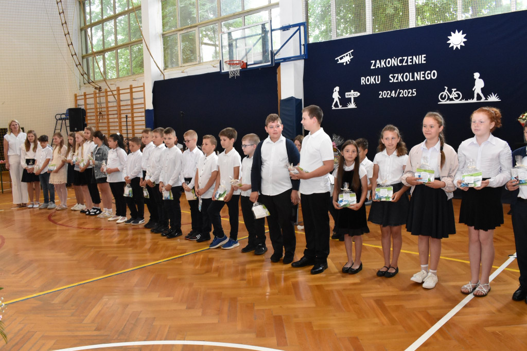 Zakończenie roku szkolnego w ZS w Ulanie-Majoracie
