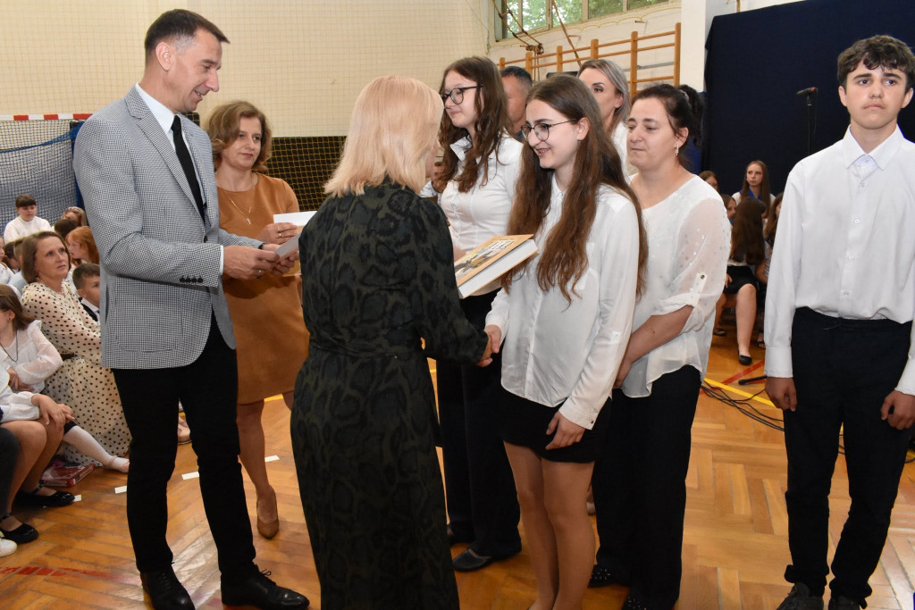 Zakończenie roku szkolnego w ZS w Ulanie-Majoracie