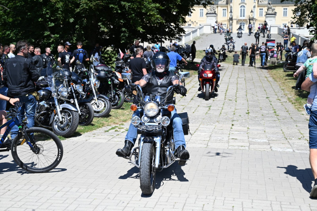 Parada motocyklistów w Radzyniu
