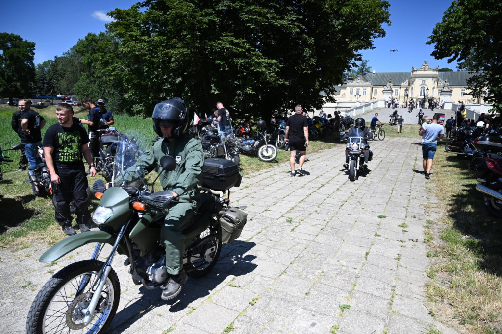 Parada motocyklistów w Radzyniu