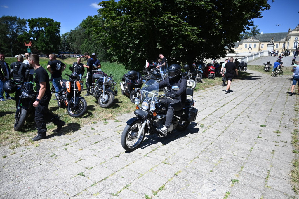 Parada motocyklistów w Radzyniu