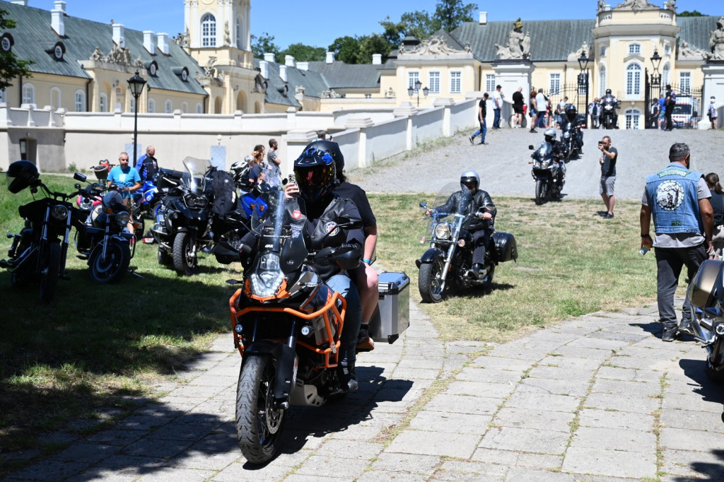 Parada motocyklistów w Radzyniu