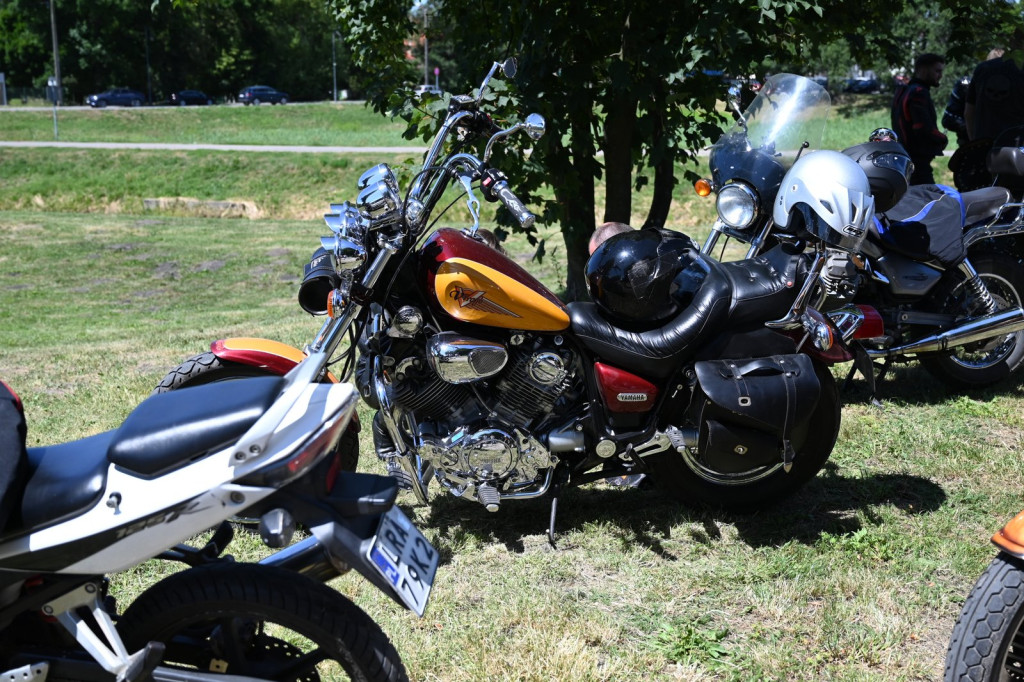 Parada motocyklistów w Radzyniu