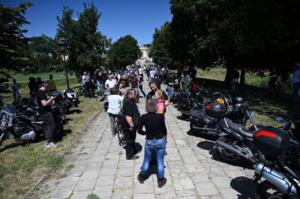 Parada motocyklistów w Radzyniu