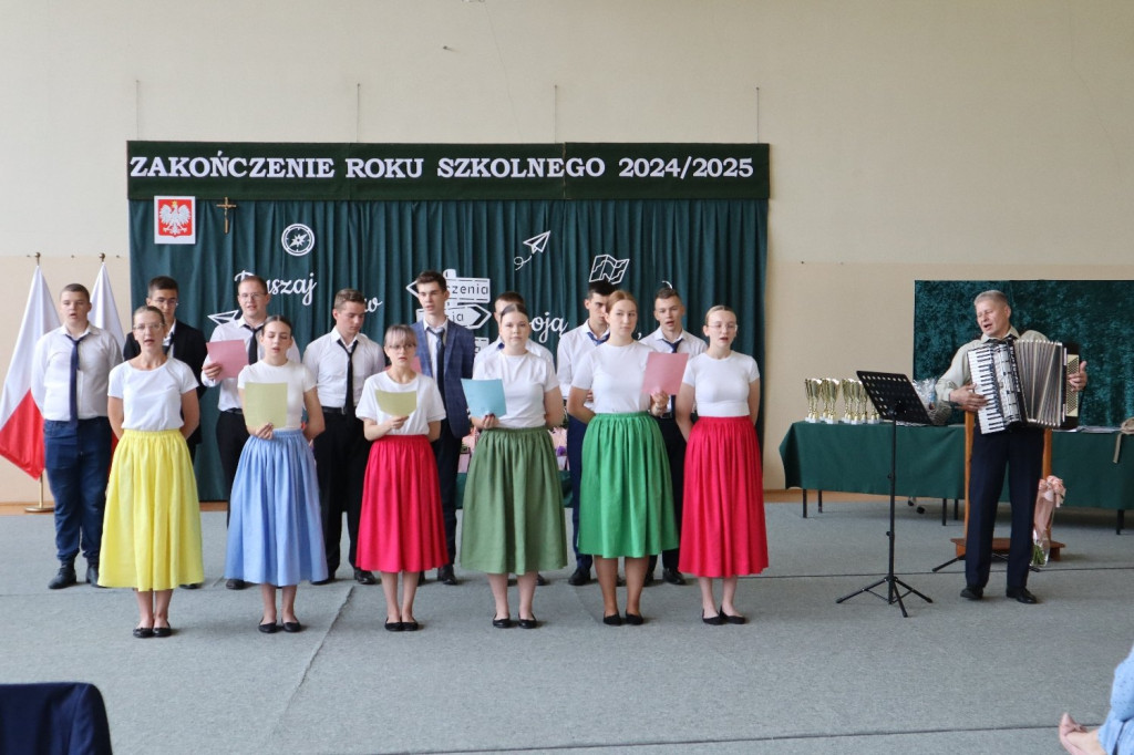 Zakończenie roku szkolnego w ZSR