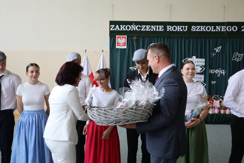 Zakończenie roku szkolnego w ZSR