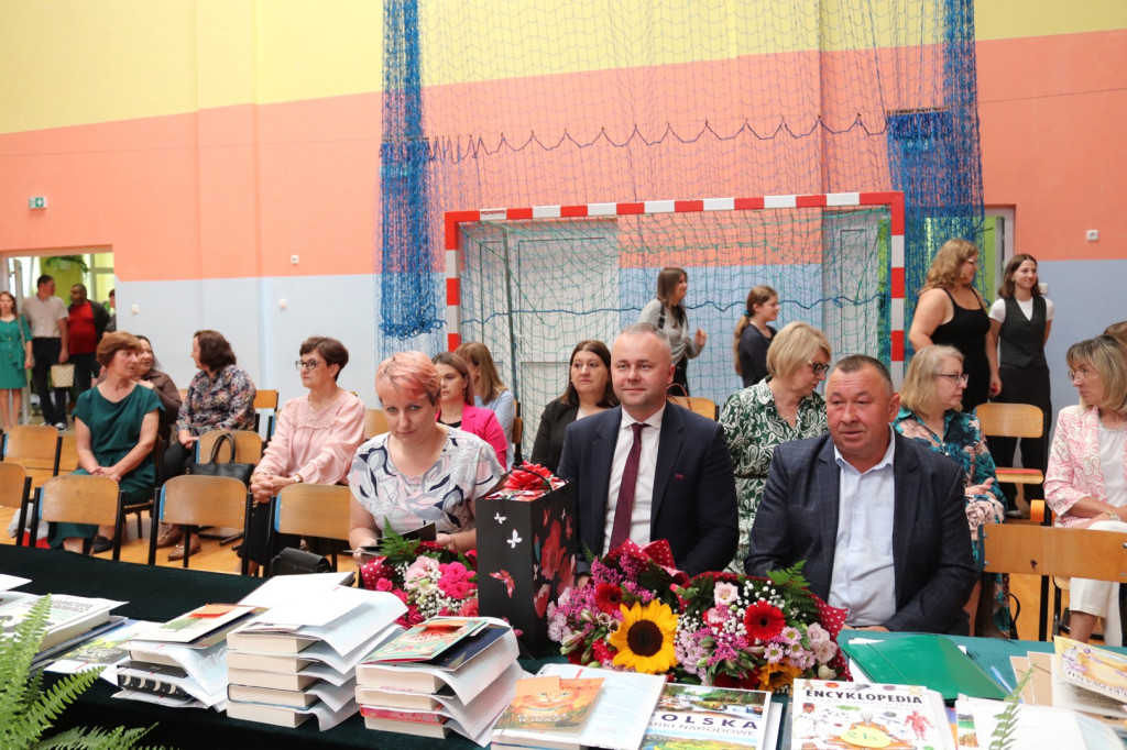 Zakończenie roku szkolnego w SP w Komarówce