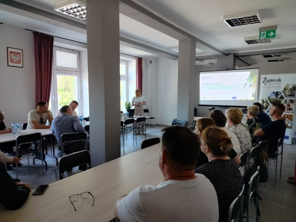 Seria spotkań zorganizowanych przez >>Zapiecek<<