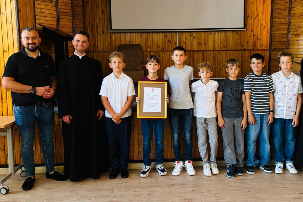 Podziękowania dla ministrantów od marszałka