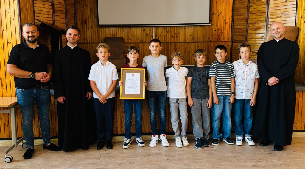 Podziękowania dla ministrantów od marszałka