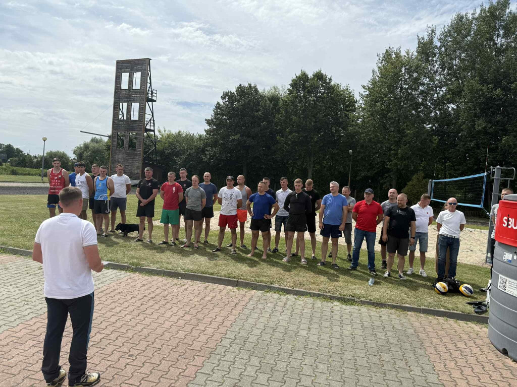 Turniej siatkarski strażaków w Radzyniu
