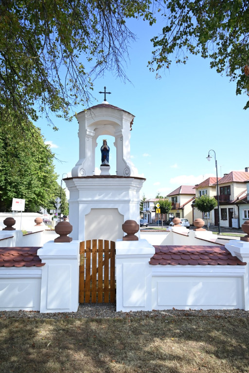 Odbiór zabytkowych kapliczek po remoncie